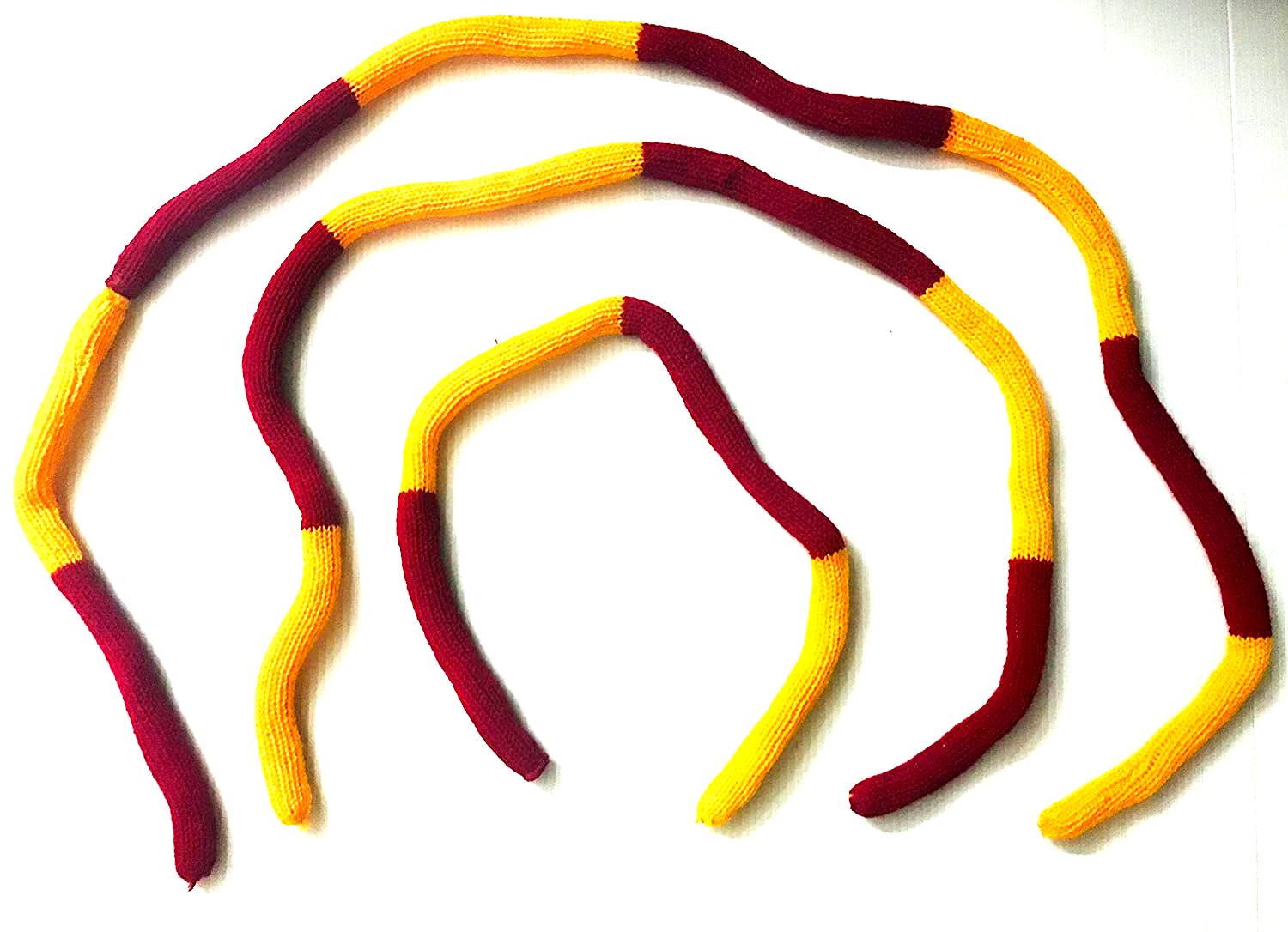 UNEQUAL & EQUAL ROPES MAGIC (WOOLEN & MAGNETIC) 4 EROPE